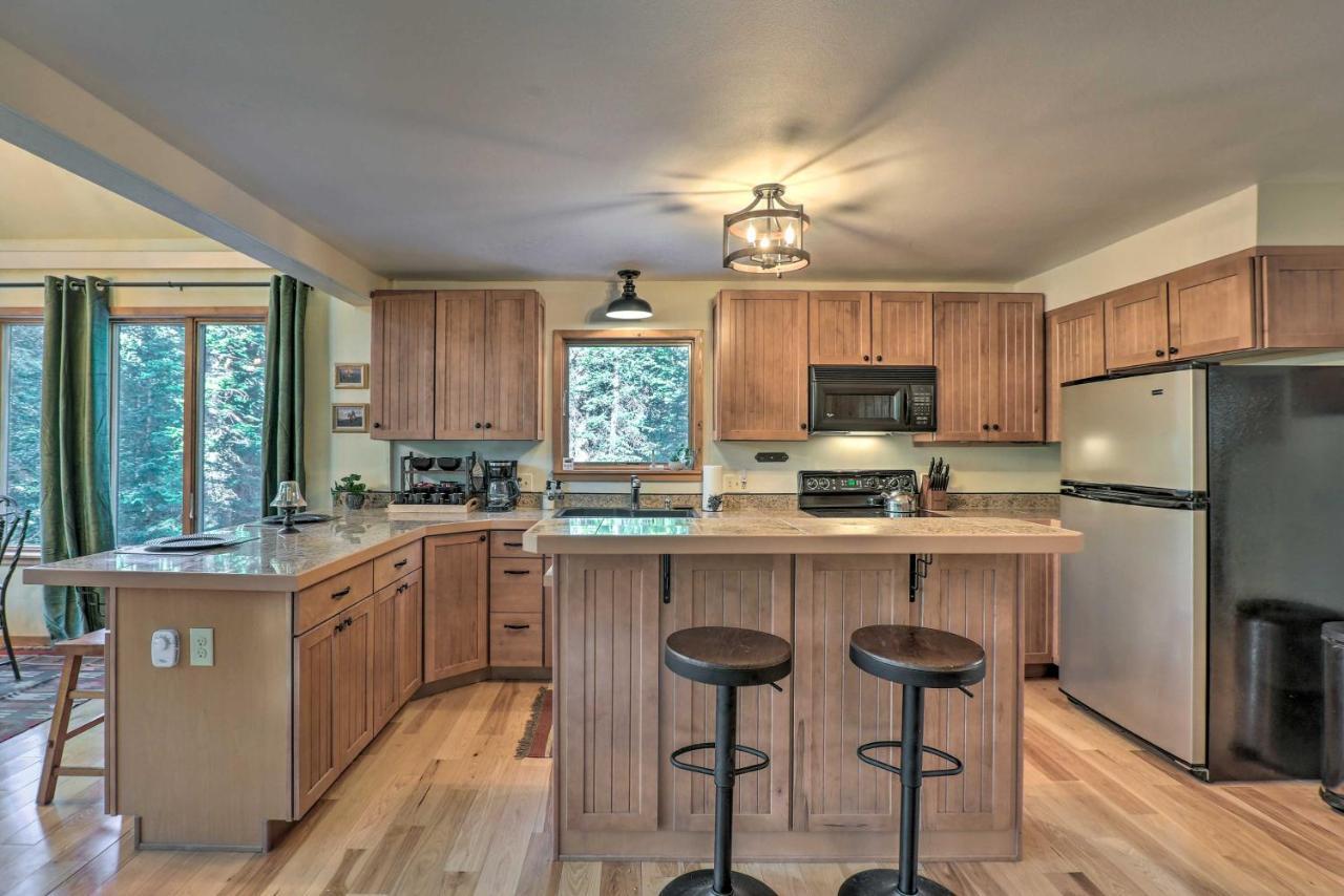 Vila St Marys Lakefront Cabin With Deck And Wood Stove! Idaho Springs Exteriér fotografie